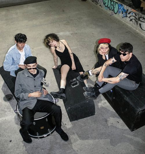 Grito Exclamac!ón (MX / post-punk, no wave) + J Mahon (alt. rock, chamber pop) im Schokoladen